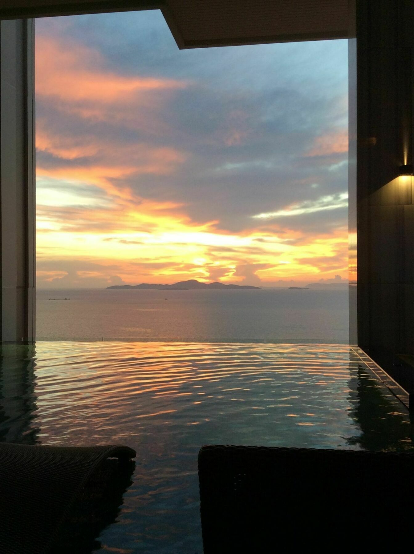 The Riviera Wongamat Hong Apartment باتايا المظهر الخارجي الصورة