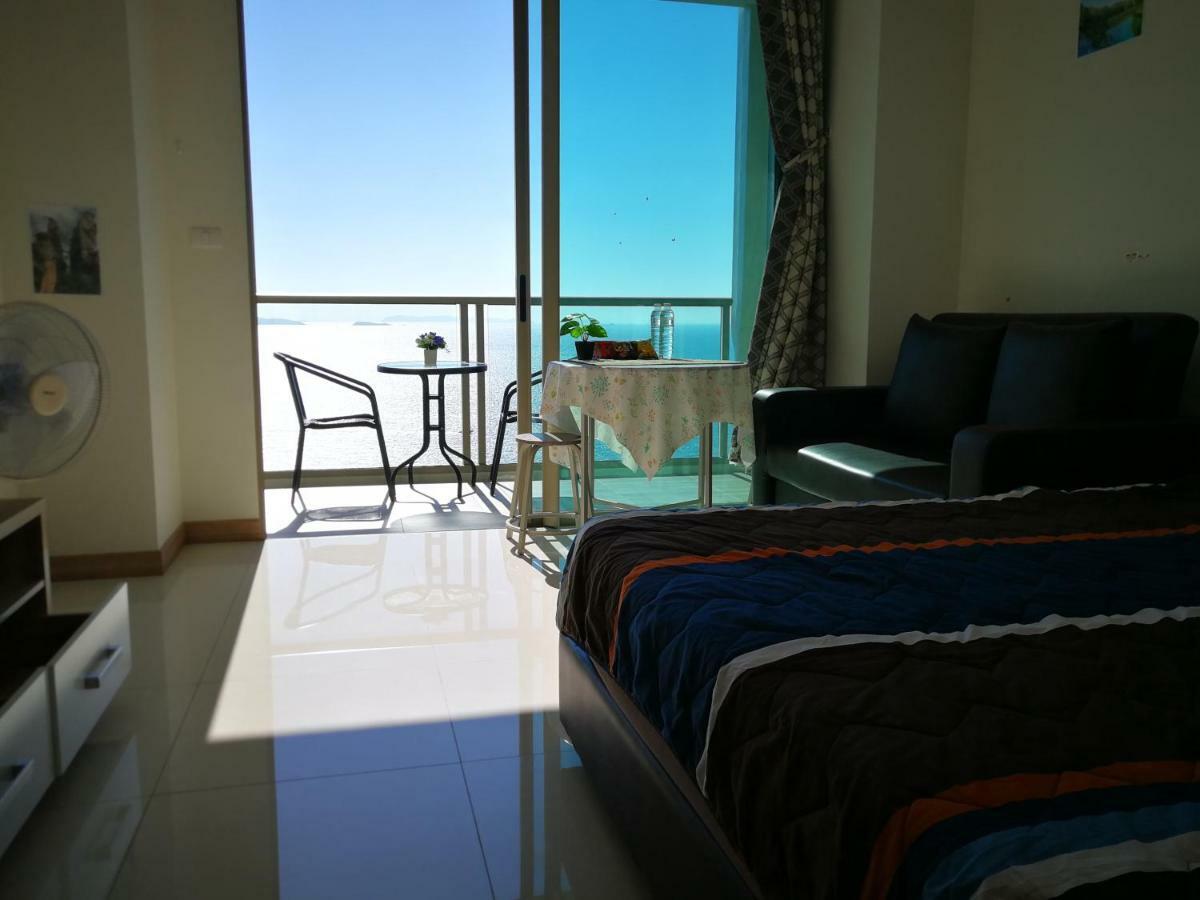 The Riviera Wongamat Hong Apartment باتايا المظهر الخارجي الصورة