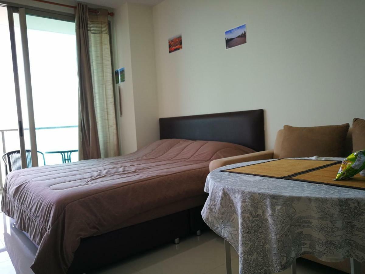 The Riviera Wongamat Hong Apartment باتايا المظهر الخارجي الصورة