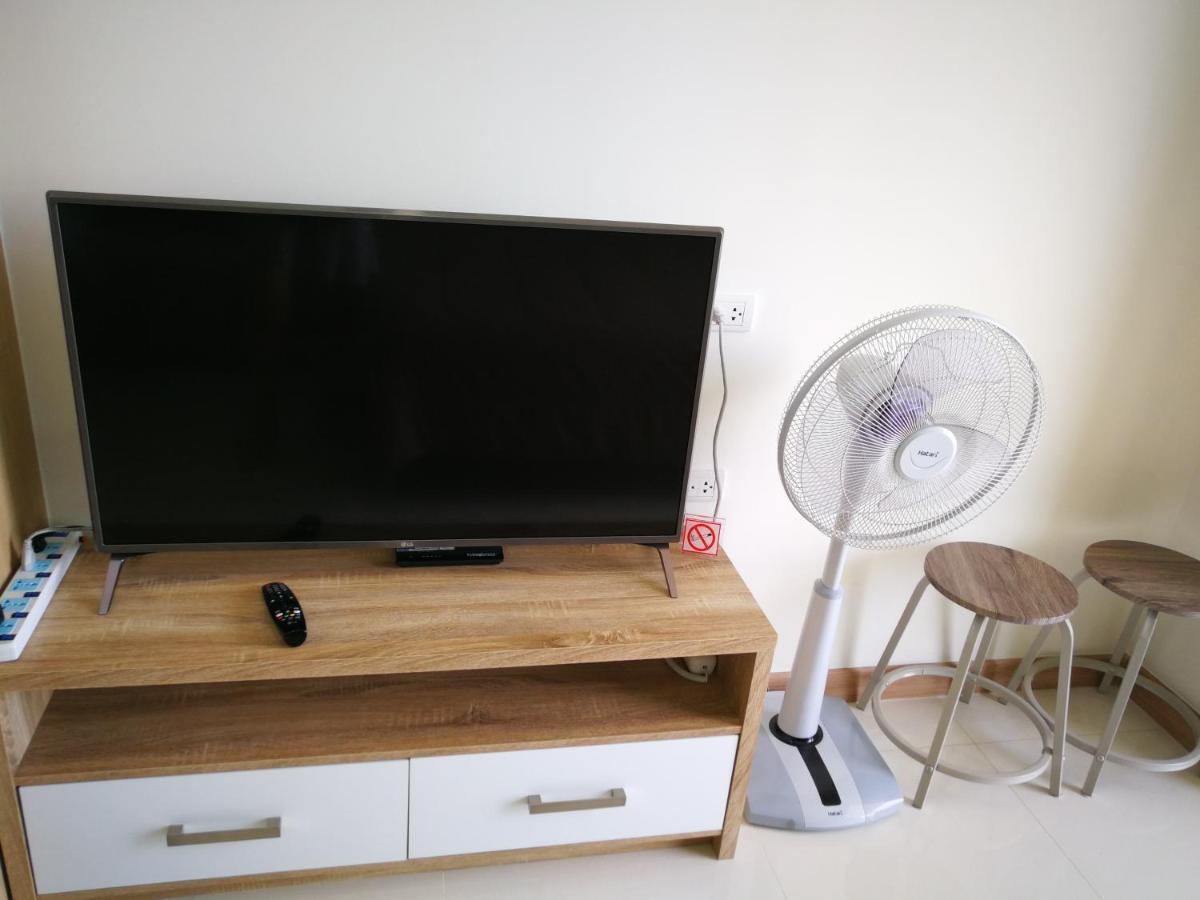 The Riviera Wongamat Hong Apartment باتايا المظهر الخارجي الصورة