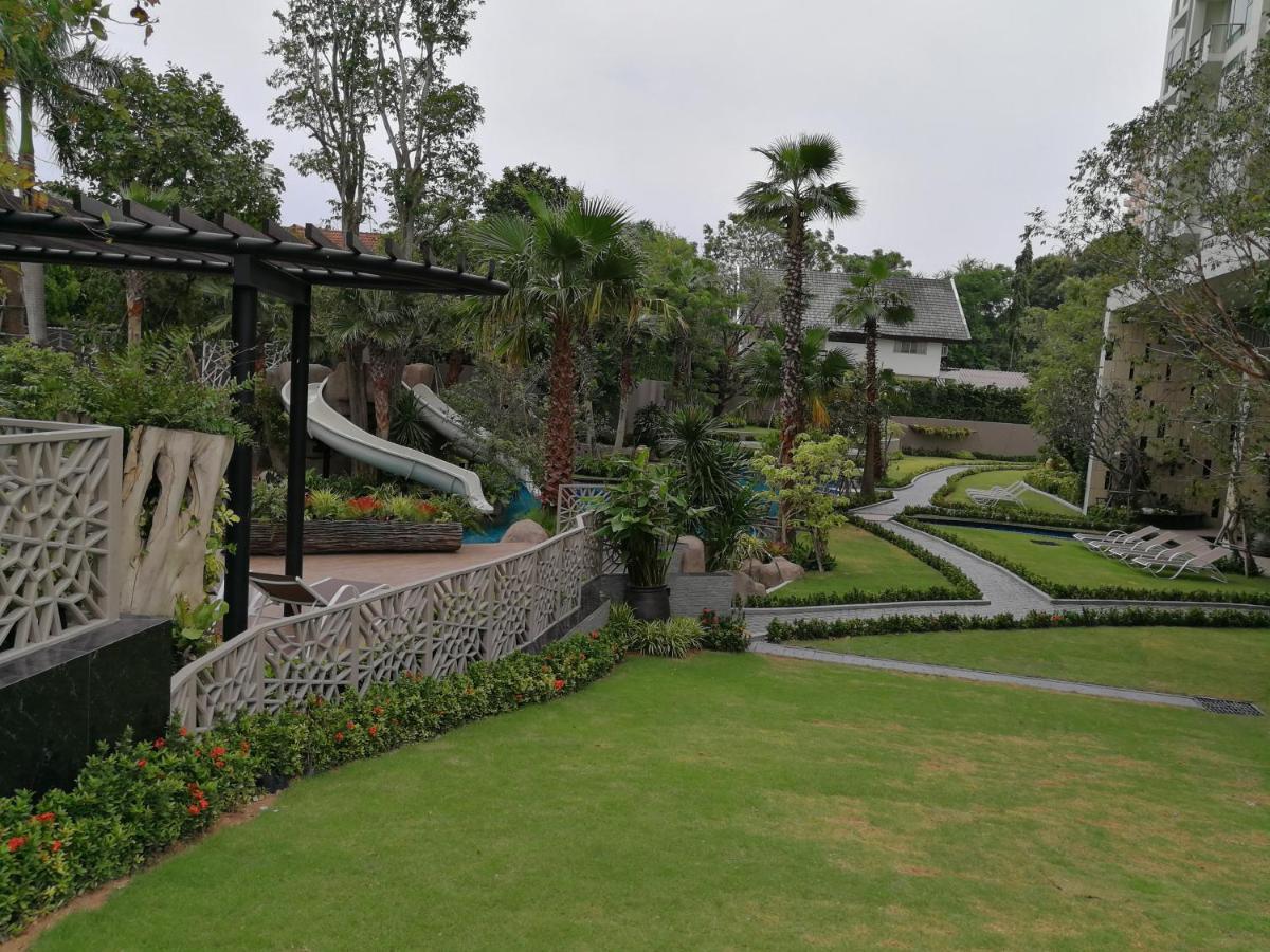 The Riviera Wongamat Hong Apartment باتايا المظهر الخارجي الصورة